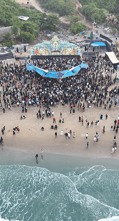 Axess moments purple stage lights